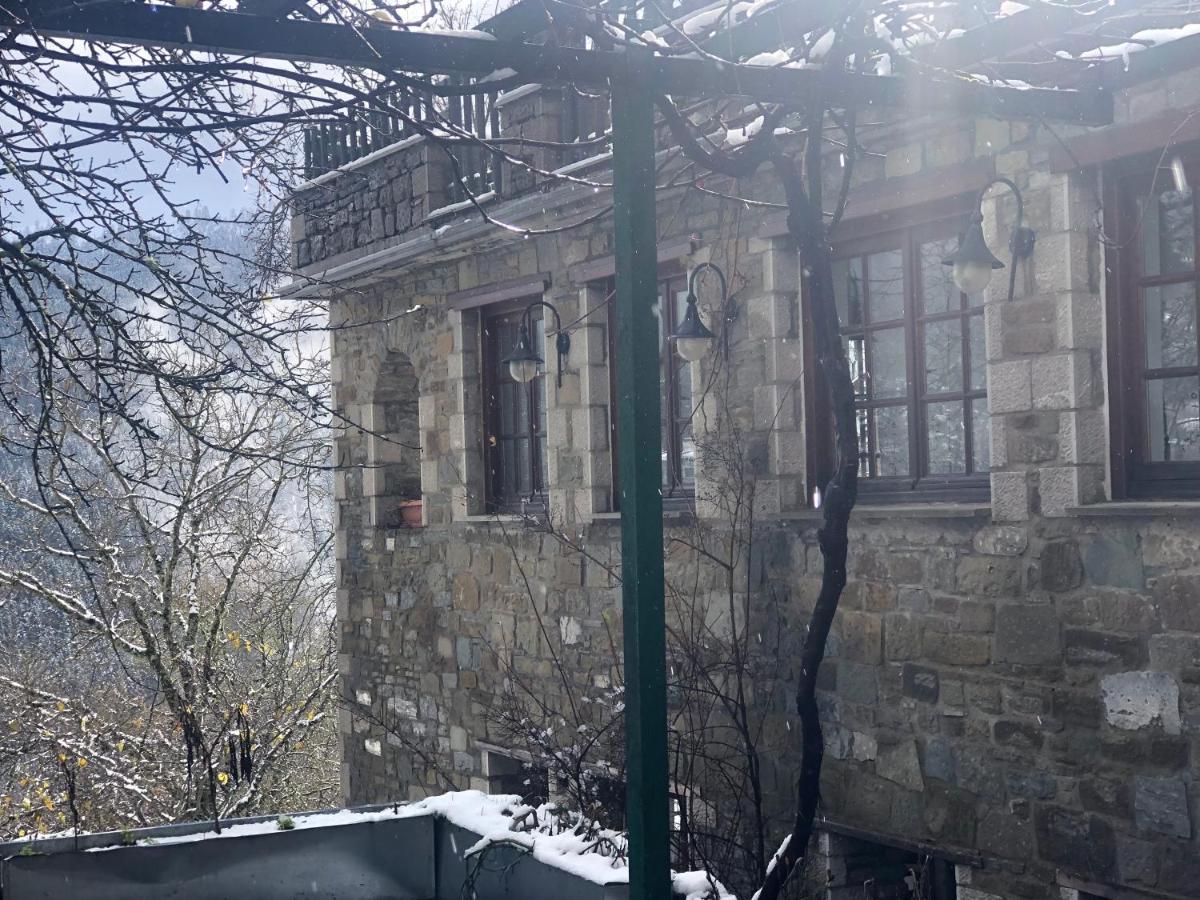 Ξενώνας Πατρικό Neraïdochóri Exteriér fotografie
